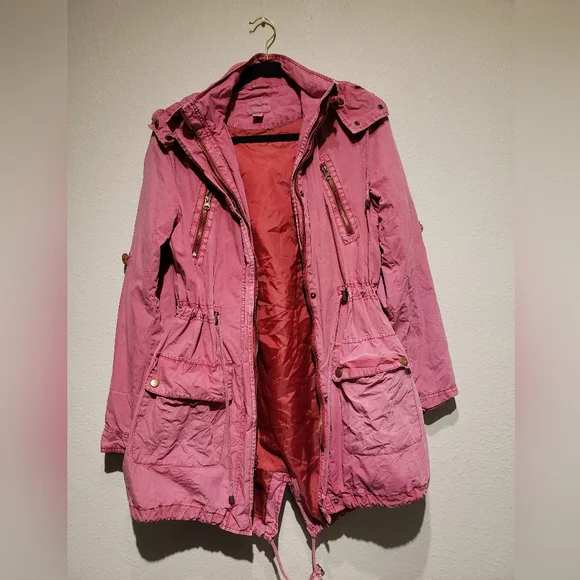 Pink Utility Jacket with Removable Hood by G.H. Bass & Co - Picture 3 of 7
